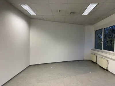 1-Zimmer-Gewerbeimmobilie mieten in Linz – 37 m², € 487 – Bild 7 von 16