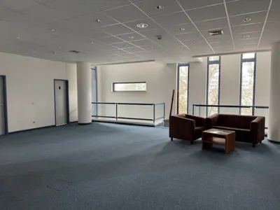 1-Zimmer-Gewerbeimmobilie mieten in Linz – 37 m², € 487 – Bild 13 von 16