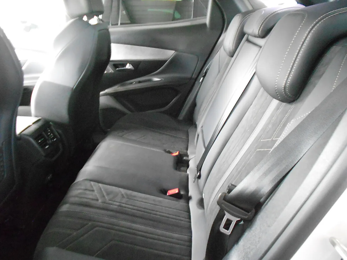 Peugeot 3008 1.5 BlueHDi 130 FAP GT (EURO 6d) – Bild 12