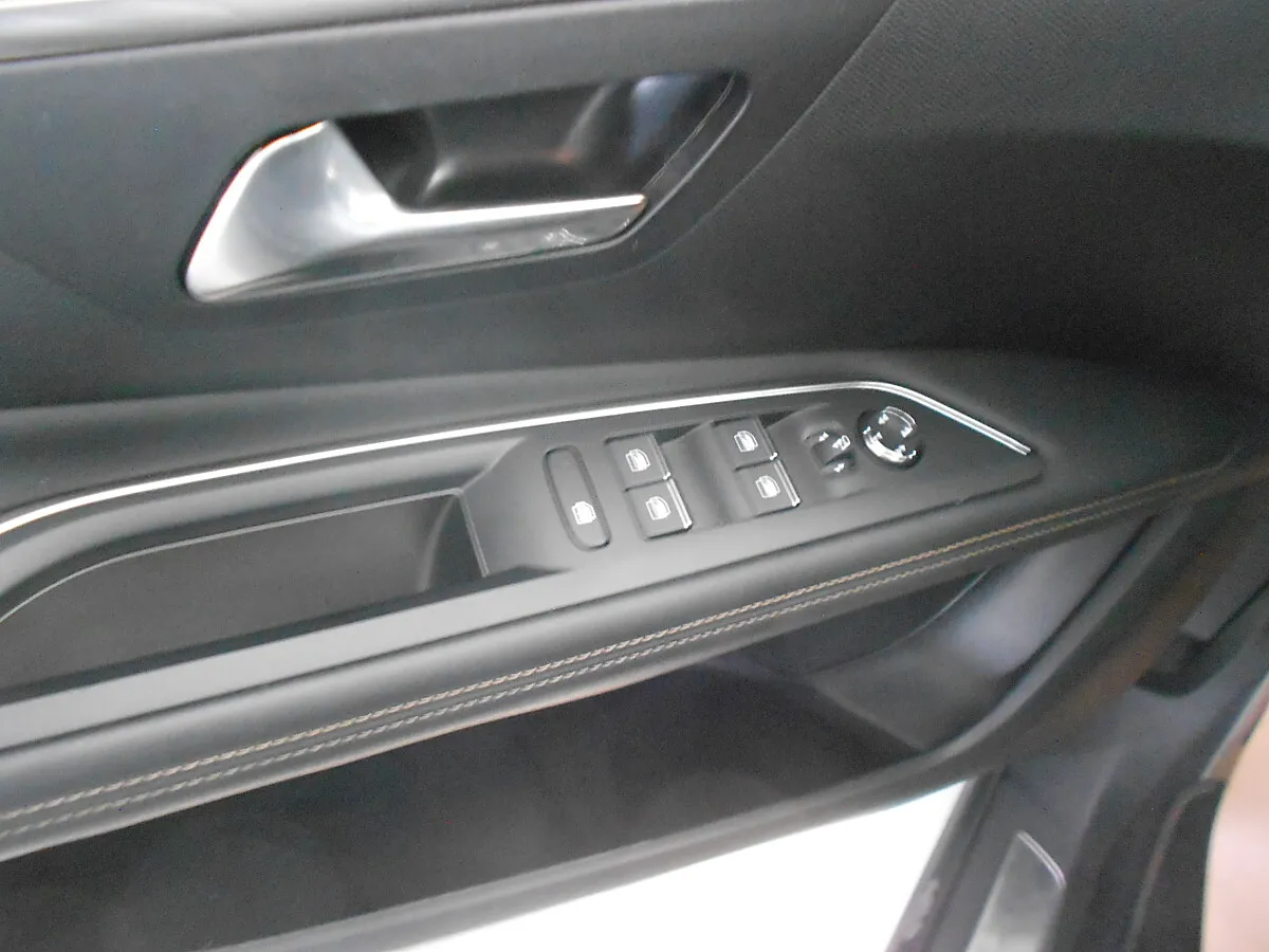 Peugeot 3008 1.5 BlueHDi 130 FAP GT (EURO 6d) – Bild 9