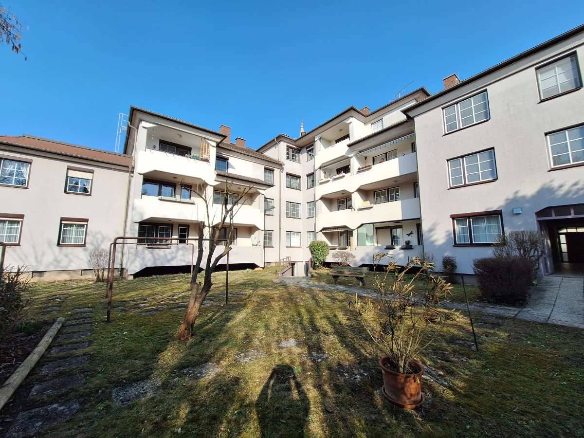 Klein-ETWohnung mit grosser Loggia - ideal für Singles oder Anleger - in Eggenburg - Ansicht 2