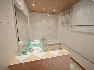 6-Zimmer-Haus kaufen in Gänserndorf – 200 m², € 169.000 – Bild 11 von 28