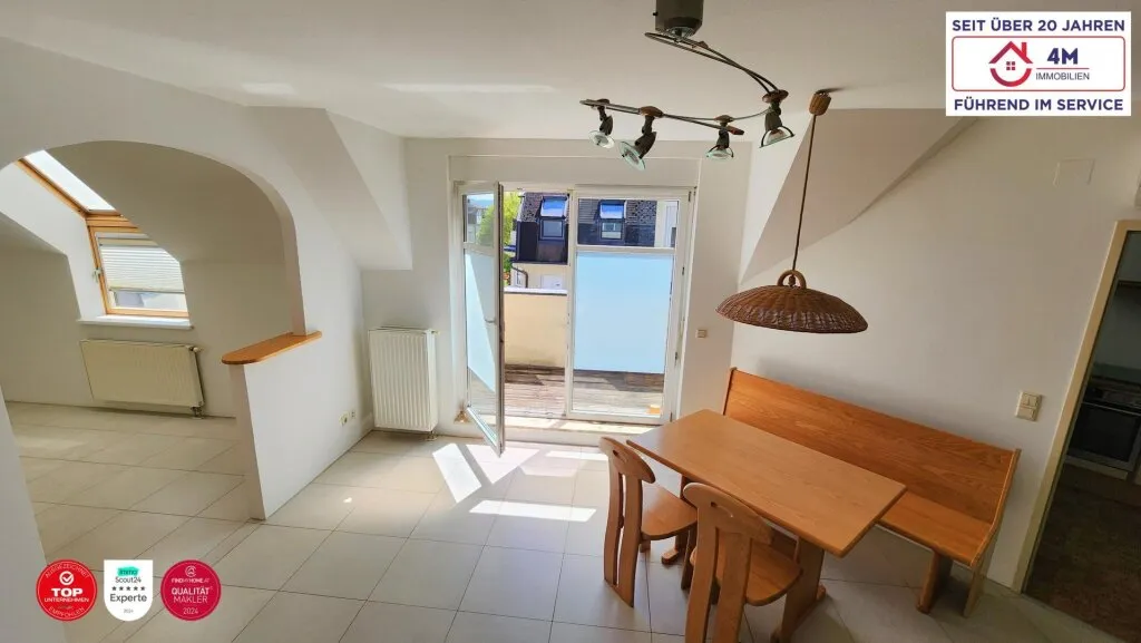 ️Sonniges Wohnerlebnis ️Dachgeschoss-Maisonette mit zwei Terrassen und Tiefgaragenplatz – pohled 3