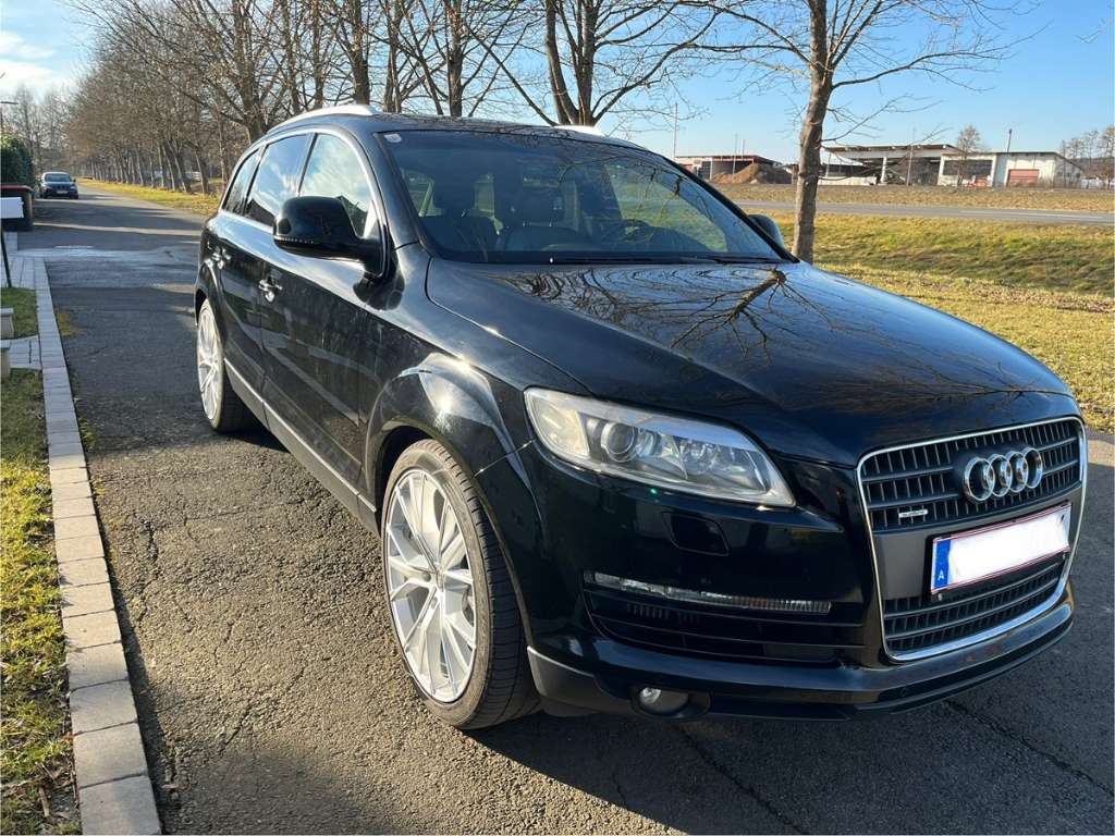 Audi Q7 SUV / Geländewagen