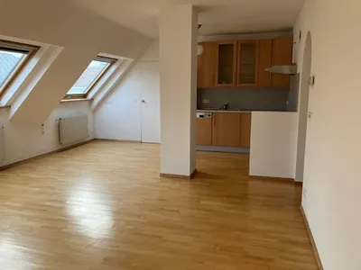 3-Zimmer-Wohnung kaufen in Wien – 70 m², € 238.000 – Bild 2 von 8