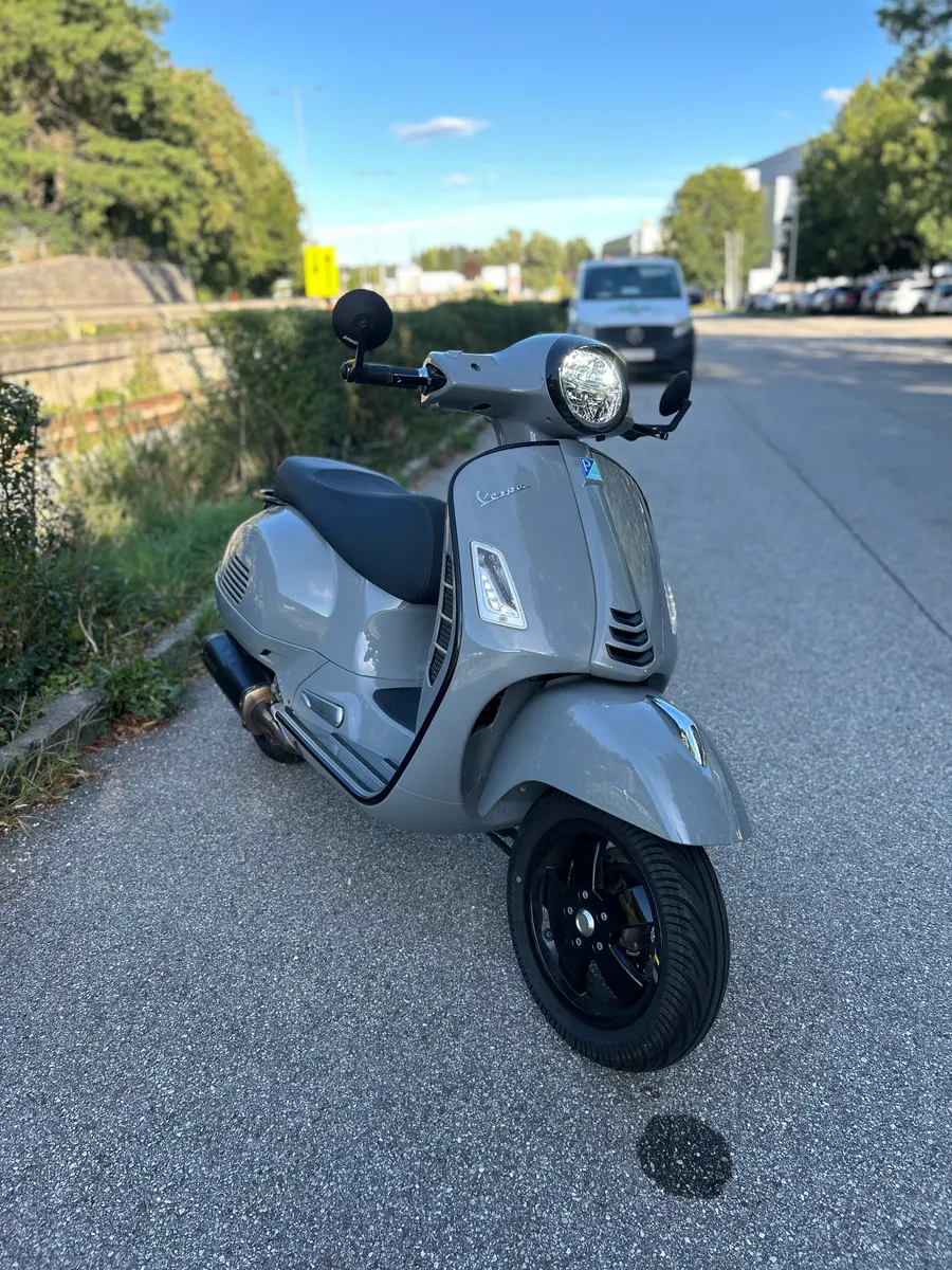 Vespa GTS