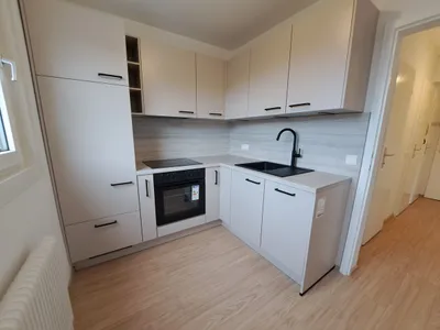 Generalsanierte 2 Zimmer Wohnung in direkter Nähe zum Bahnhof Hütteldorf