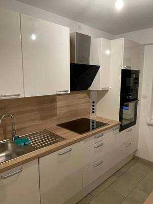 Sanierte 3-Zimmer Wohnung + Garage – Bild 2