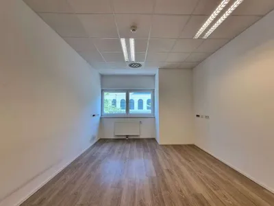 6-Zimmer-Gewerbeimmobilie mieten in Sankt Pölten – 263 m², € 2.995 – Bild 5 von 26