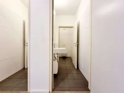 6-Zimmer-Gewerbeimmobilie mieten in Sankt Pölten – 263 m², € 2.995 – Bild 21 von 26