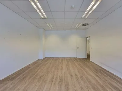 6-Zimmer-Gewerbeimmobilie mieten in Sankt Pölten – 263 m², € 2.995 – Bild 13 von 26
