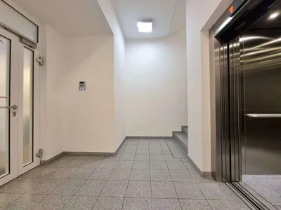 6-Zimmer-Gewerbeimmobilie mieten in Sankt Pölten – 263 m², € 2.995 – Bild 24 von 26
