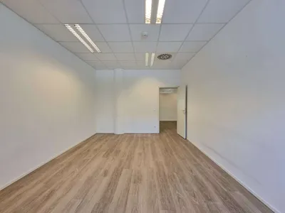 6-Zimmer-Gewerbeimmobilie mieten in Sankt Pölten – 263 m², € 2.995 – Bild 6 von 26