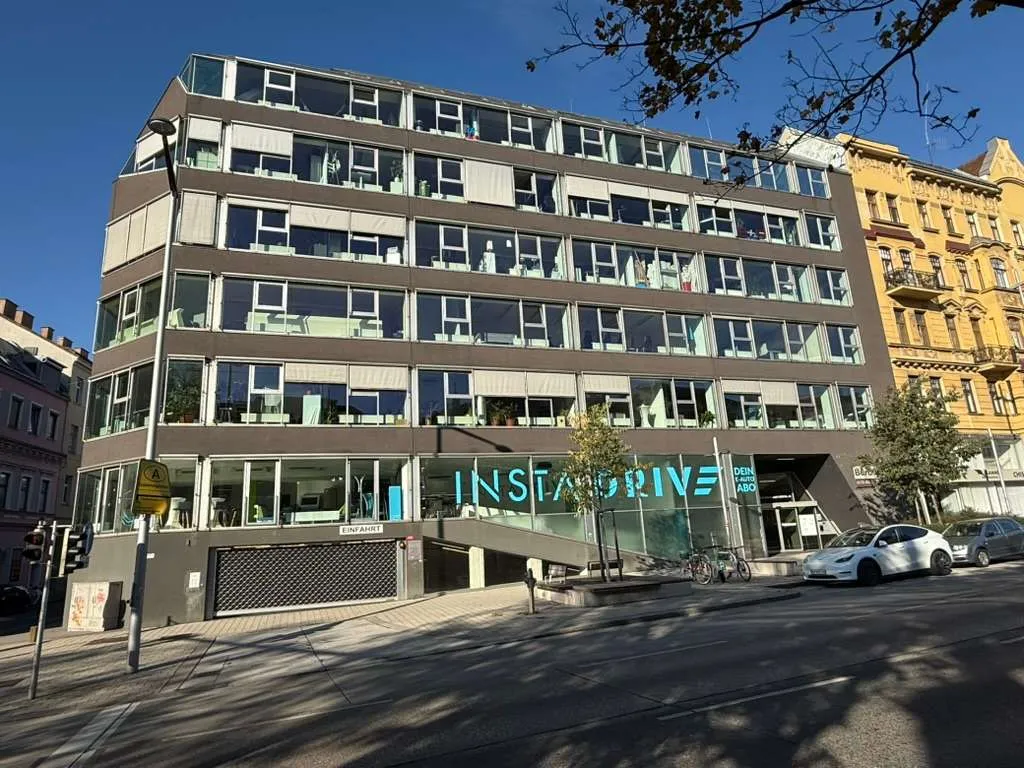 Garagenplatz - bei U6 Station Josefstädterstrasse Brunnengasse Neulerchenfelderstrasse - Ansicht 2