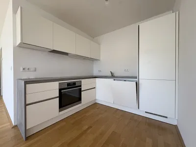 Lichtdurchflutet und modern: 3-Zimmer-Traum mit Balkon – Bild 3