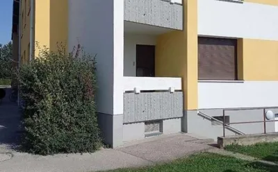 3-Zimmer-Wohnung kaufen in Sankt Pölten Land – 81 m², € 149.000 – Bild 2 von 19