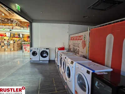 Gewerbeimmobilie mieten in Schwaz – 156 m², € 4.680 – Bild 3 von 5