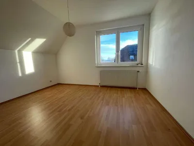 3-Zimmer-Wohnung kaufen in Wiener Neustadt Land – 73,32 m², € 136.000 – Bild 8 von 12