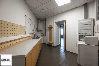 3-Zimmer-Gewerbeimmobilie mieten in Wien – 174 m², € 3.178 – Bild 17 von 20
