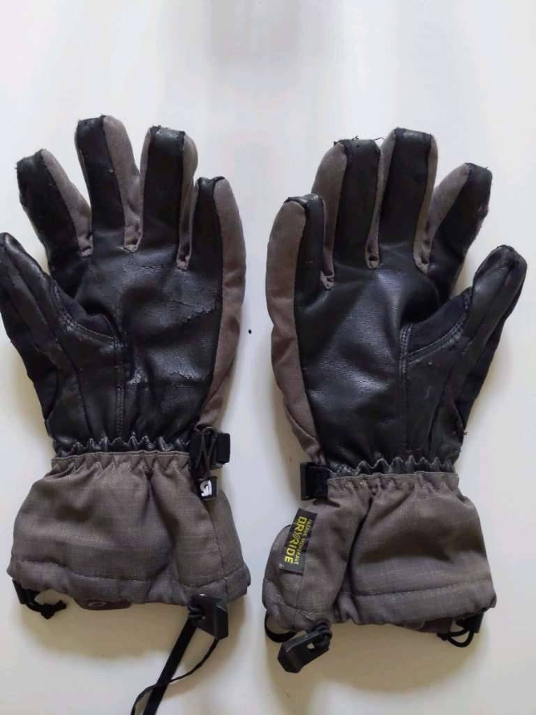 Burton Damen Handschuhe Snowboard,  5,- (1020 Wien) - willhaben