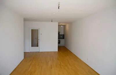 Helle Neubauwohnung an der Liesing