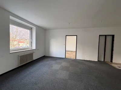 3-Zimmer-Gewerbeimmobilie mieten in Lienz – 94 m², € 1.210 – Bild 3 von 12