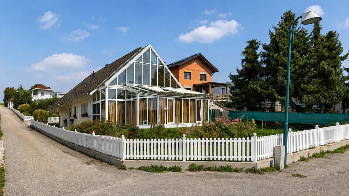 COMING SOON - Charmantes Familienhaus mit großzügigem Garten – pohled 3
