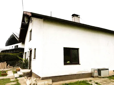 6-Zimmer-Haus kaufen in Wels-Land – 135 m², € 213.000 – Bild 9 von 10