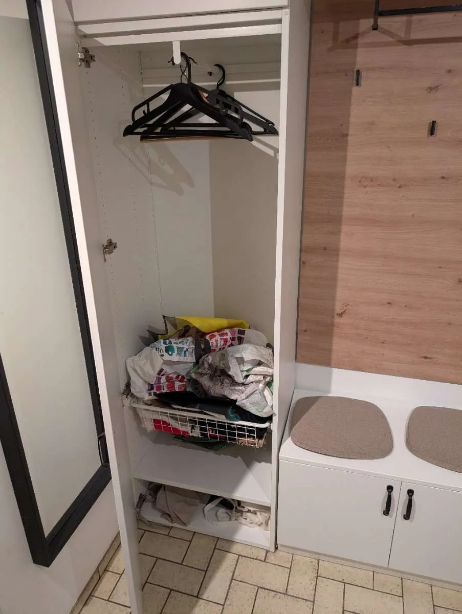 Exklusive IKEA PLATSA Garderobe (H: 230 cm) - Weiß/ Eiche, € 145,- (4048 Puchenau)