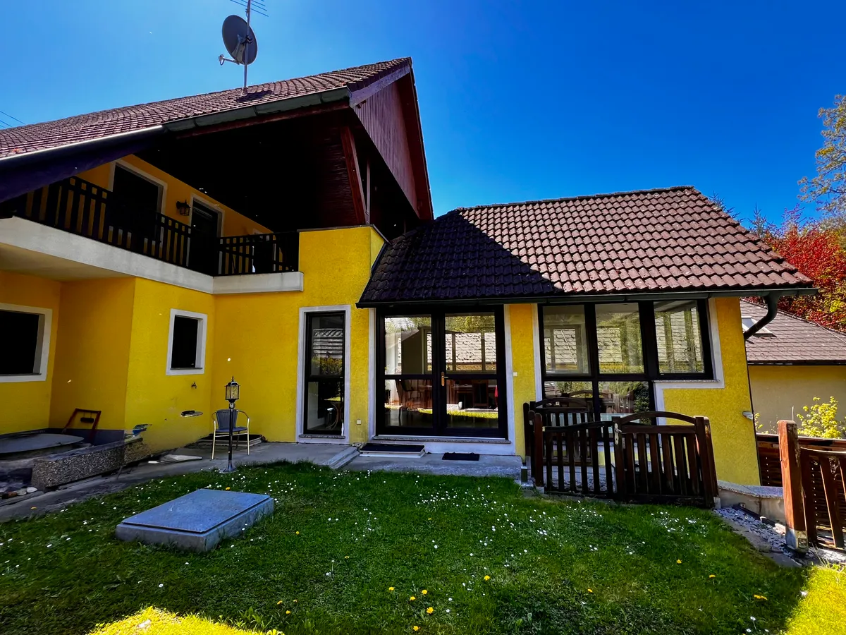Wohnhaus in Offenhausen - Widok 2