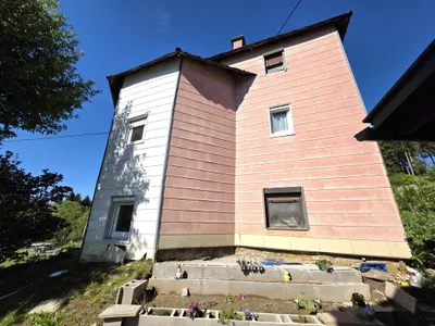 5-Zimmer-Haus kaufen in Sankt Veit an der Glan – 130 m², € 65.000 – Bild 3 von 11