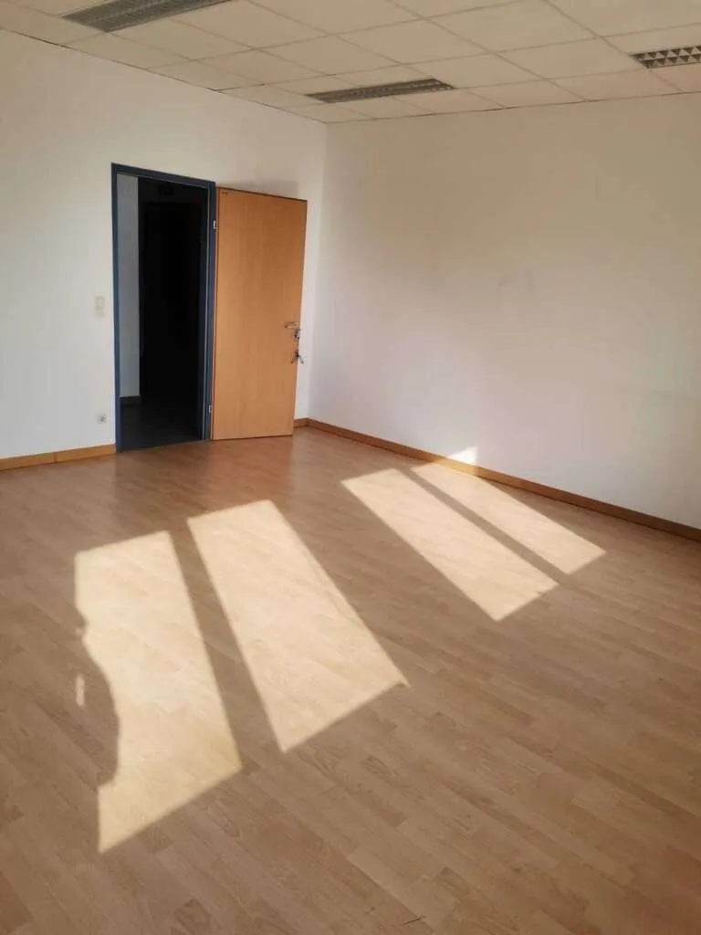 Ared Park - geräumiges Büro! - Ansicht 3