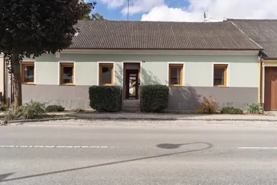 3-Zimmer-Haus kaufen in Mistelbach – 118 m², € 199.999 – Bild 1 von 35