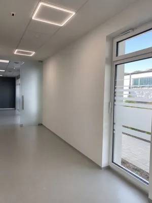 7-Zimmer-Gewerbeimmobilie mieten in Eisenstadt – 240 m², € 5.268 – Bild 2 von 16