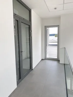 7-Zimmer-Gewerbeimmobilie mieten in Eisenstadt – 240 m², € 5.268 – Bild 8 von 16