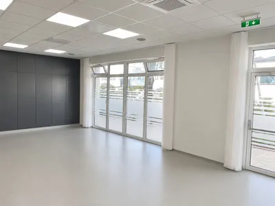 7-Zimmer-Gewerbeimmobilie mieten in Eisenstadt – 240 m², € 5.268 – Bild 5 von 16