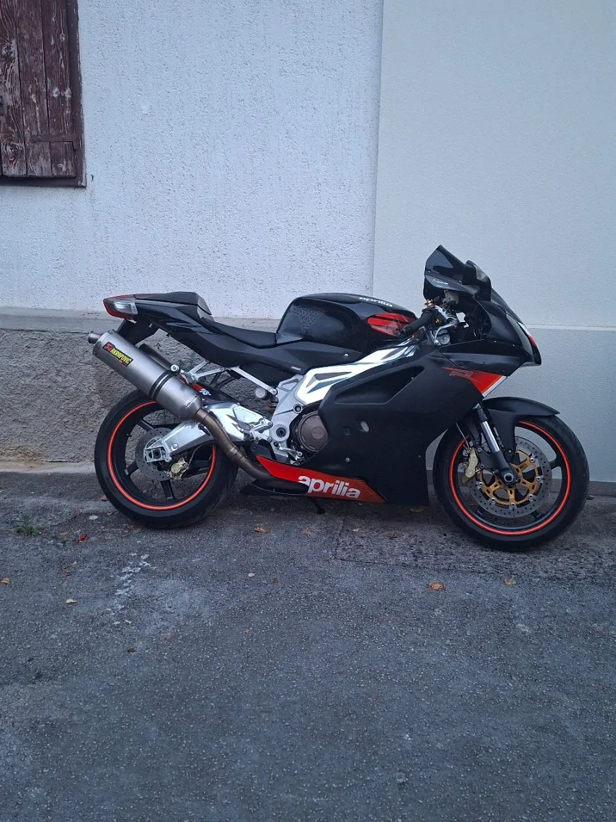 Aprilia RSV