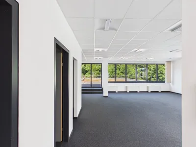 Gewerbeimmobilie mieten in Linz – 115 m², € 1.974 – Bild 2 von 12