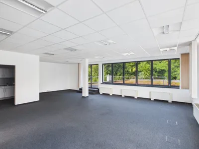 Gewerbeimmobilie mieten in Linz – 115 m², € 1.974 – Bild 6 von 12