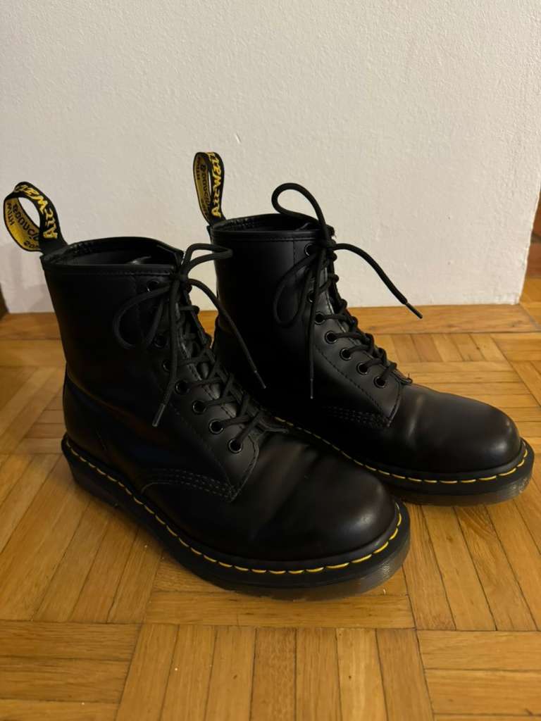 Dr martens hotsell 42 gebraucht