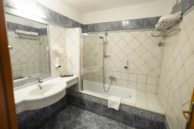 18-Zimmer-Gewerbeimmobilie kaufen in Neusiedl am See – 4 466 m², € 2.790.000 – Bild 16 von 47