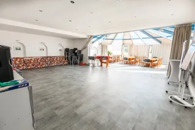 18-Zimmer-Gewerbeimmobilie kaufen in Neusiedl am See – 4 466 m², € 2.790.000 – Bild 20 von 47
