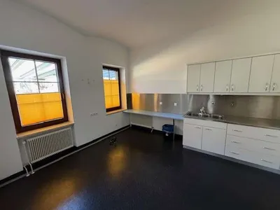 1-Zimmer-Gewerbeimmobilie mieten in Hartberg-Fürstenfeld – 13 m², € 6 – Bild 11 von 12