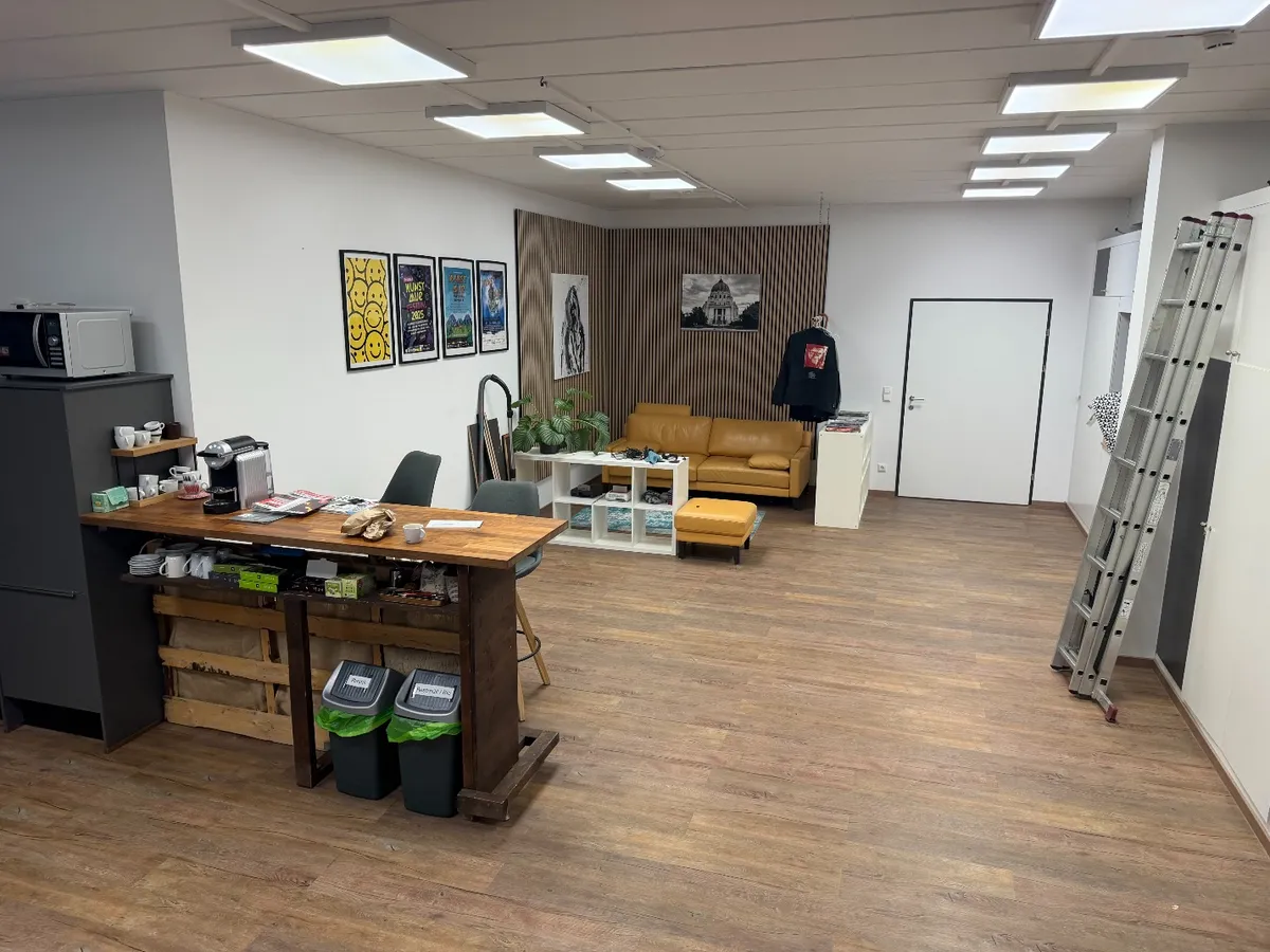 Büroplätze in Bad Ischl - Creative Hub mit Küche, Besprechungsraum & Community-Flair - Ansicht 2