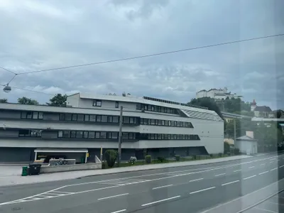 Gewerbeimmobilie mieten in Salzburg Stadt – 125 m², € 13 – Bild 10 von 12