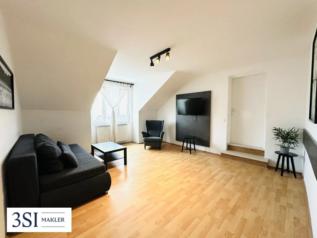 Helle Dachgeschoßwohnung mit 3 Zimmern - stilvoll & gemütlich – pohled 2