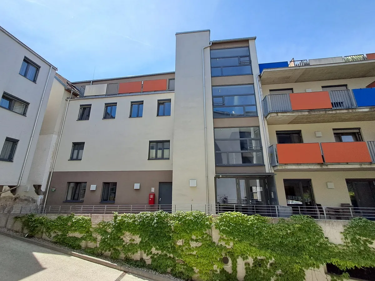 Hauptplatz 23-26/Stg. 3/12 – pohled 3