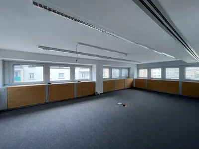 Gewerbeimmobilie mieten in Wien – 247 m², € 15 – Bild 4 von 8