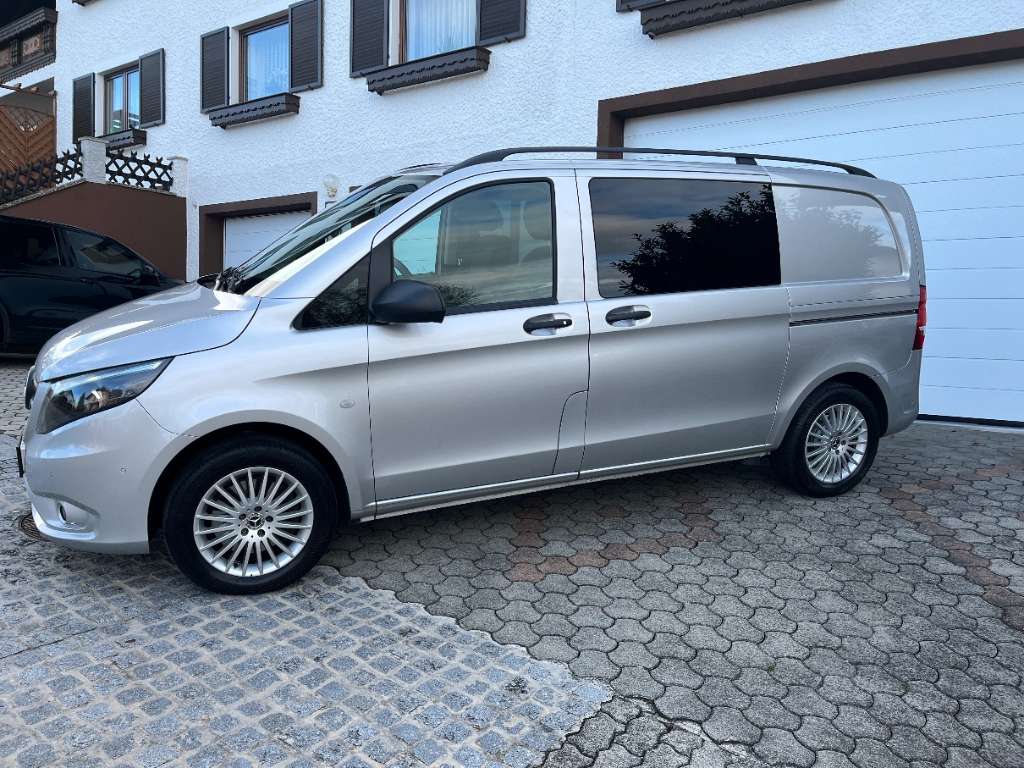 Mercedes-BenzVito119BlueTec4MaticBusinessVanTransporter/KastenwagenKombi/FamilyVan