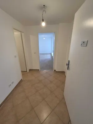 3-Zimmer-Wohnung mieten in Sankt Pölten Land – 75,2 m², € 921 – Bild 2 von 16